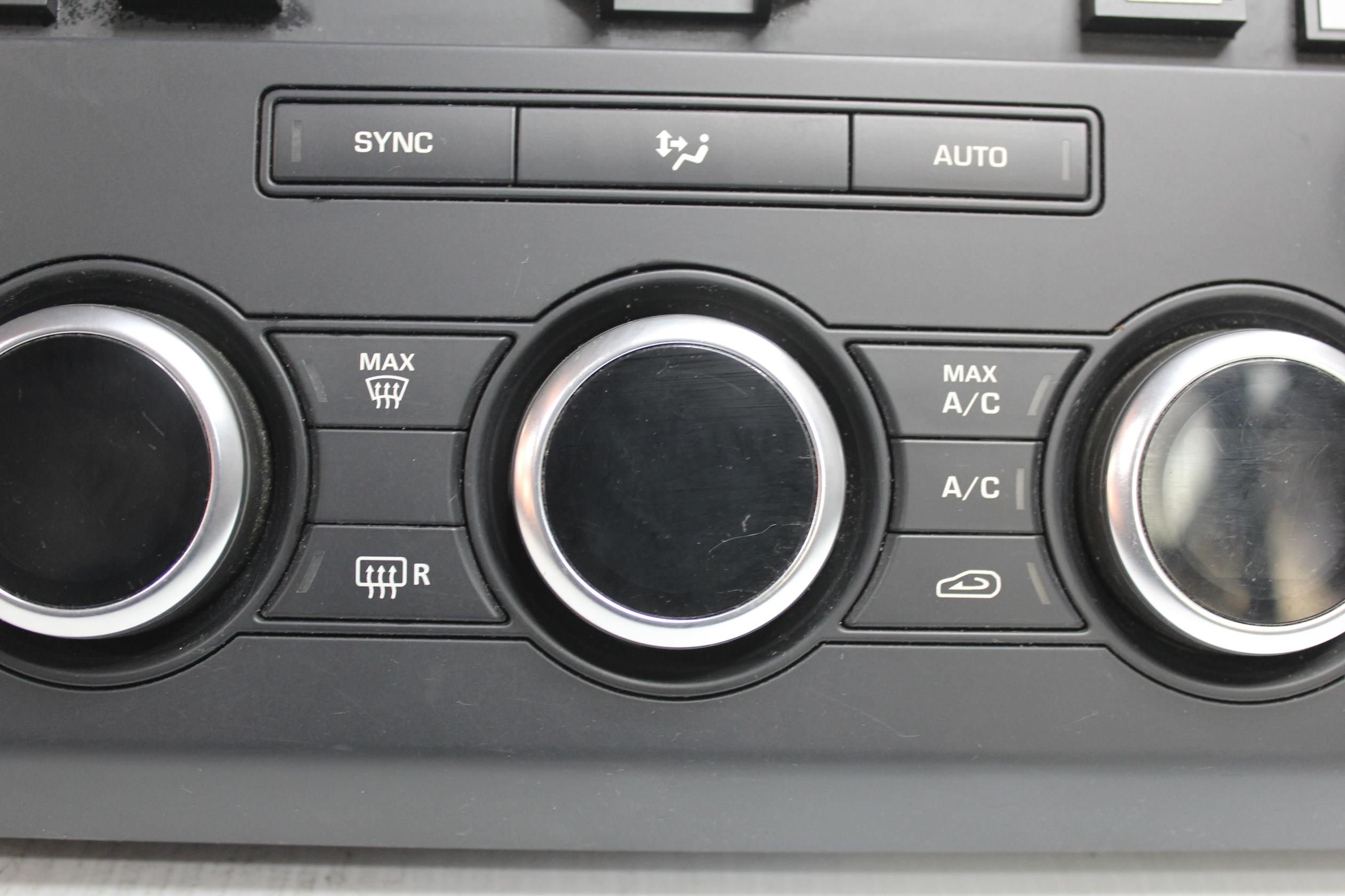 Land Rover L462 Discovery 5 AC Climate Control Panel Unit LR084026 - Image 12
