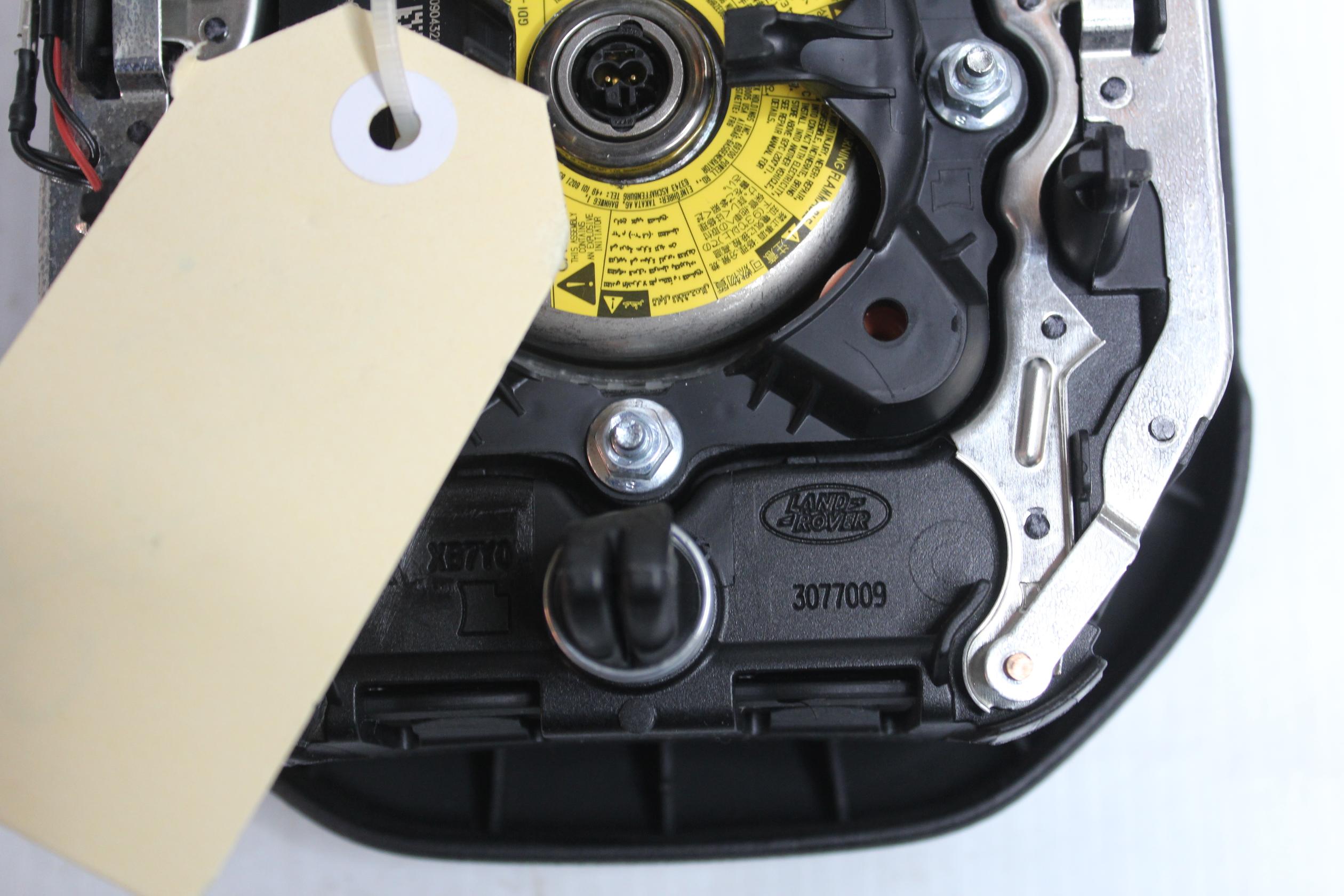 Land Rover L462 Discovery 5 Steering Wheel Drivers Airbag Unit LR125726 - Image 10