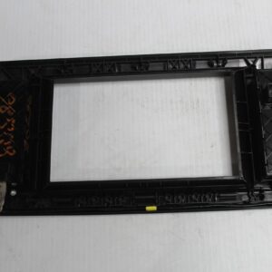 Land Rover L462 Discovery 5 Display Surround Control Panel LR081392 - Image 2