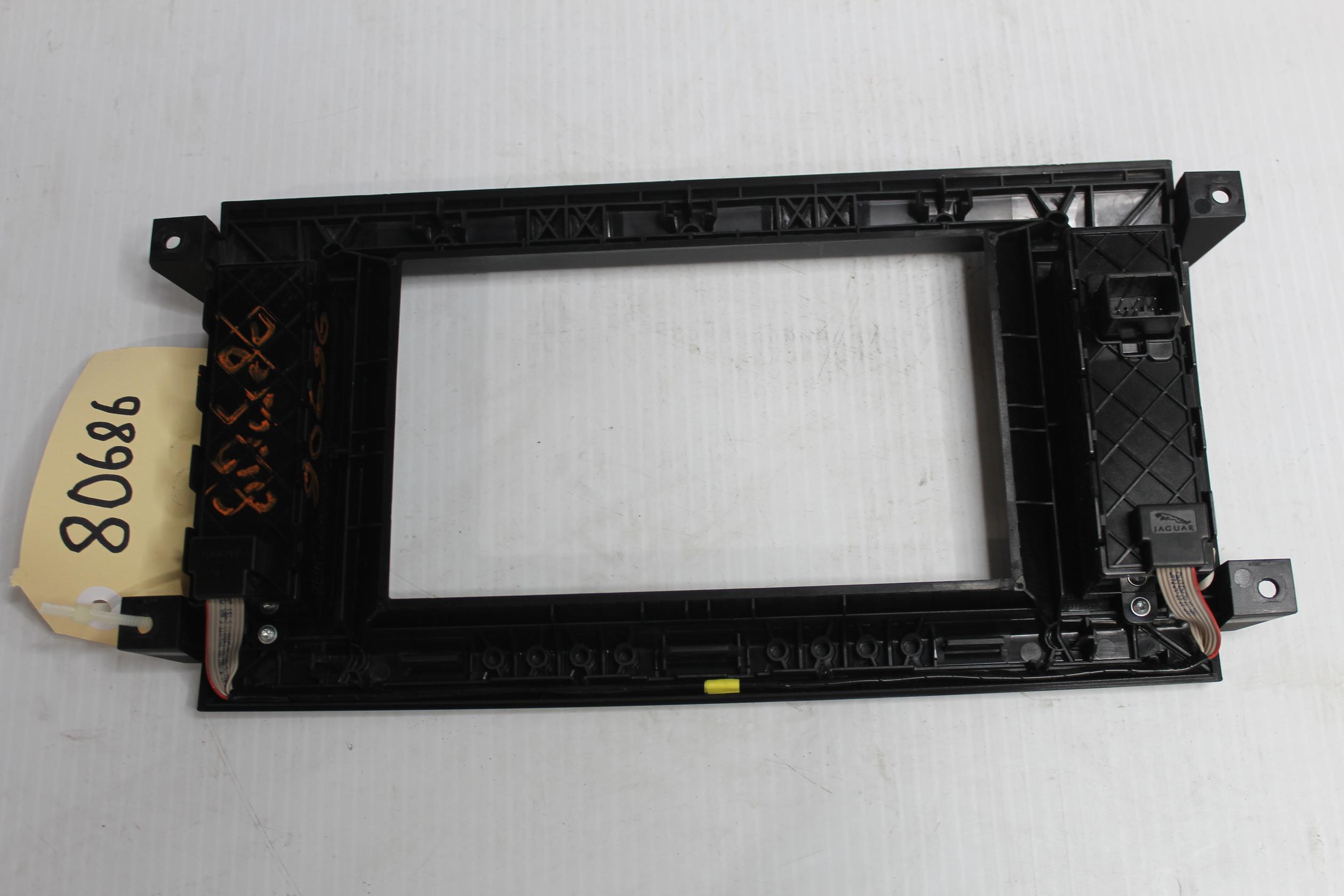 Land Rover L462 Discovery 5 Display Surround Control Panel LR081392 - Image 2