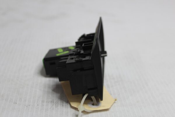 Land Rover L462 Discovery 5 Headlight Lighting Switch LR061000, LR088271