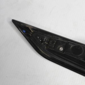 Land Rover L462 Discovery 5 RH Right Tail Light Lamp LR106841 - Image 10