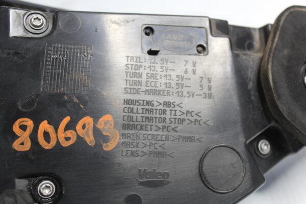 Land Rover L462 Discovery 5 LH Left Tail Light Lamp LR106845