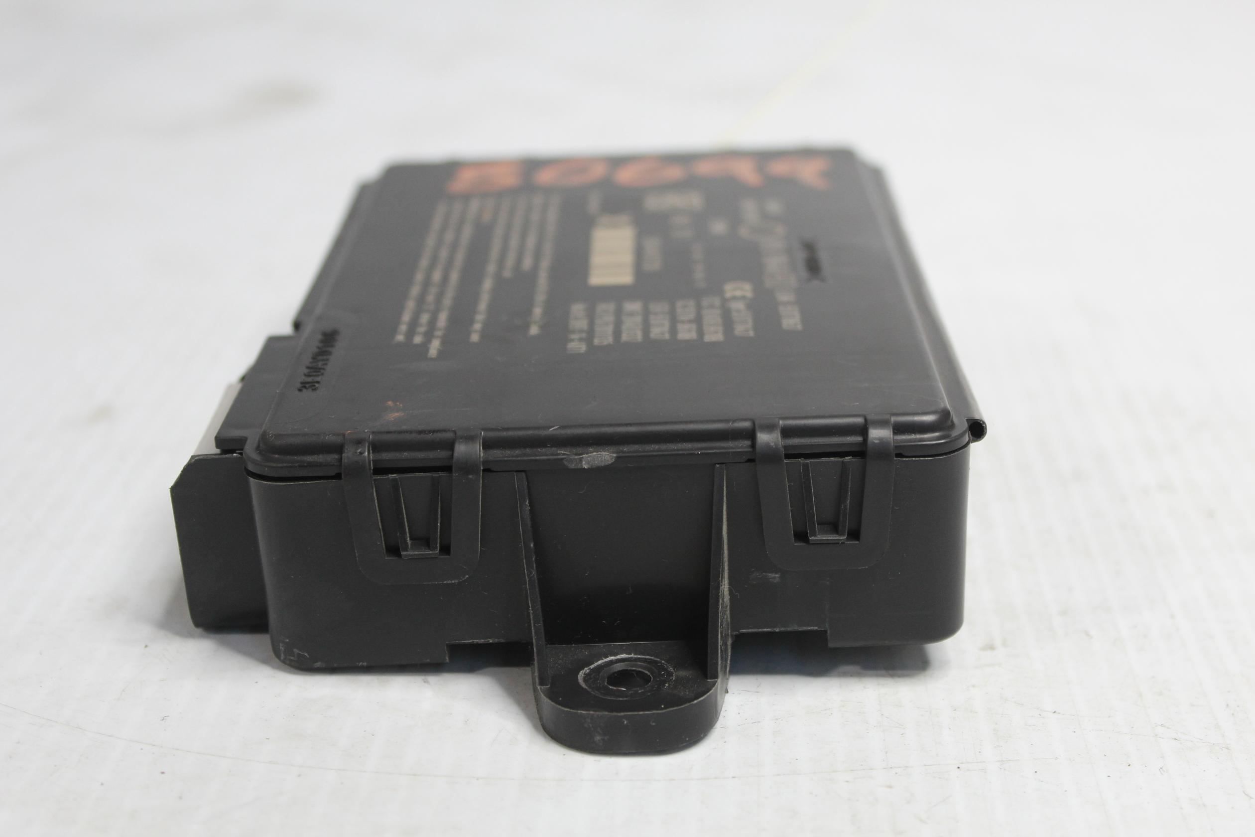 Land Rover L462 Discovery 5 KVM Keyless Entry Key Module Control Unit LR083970 - Image 6