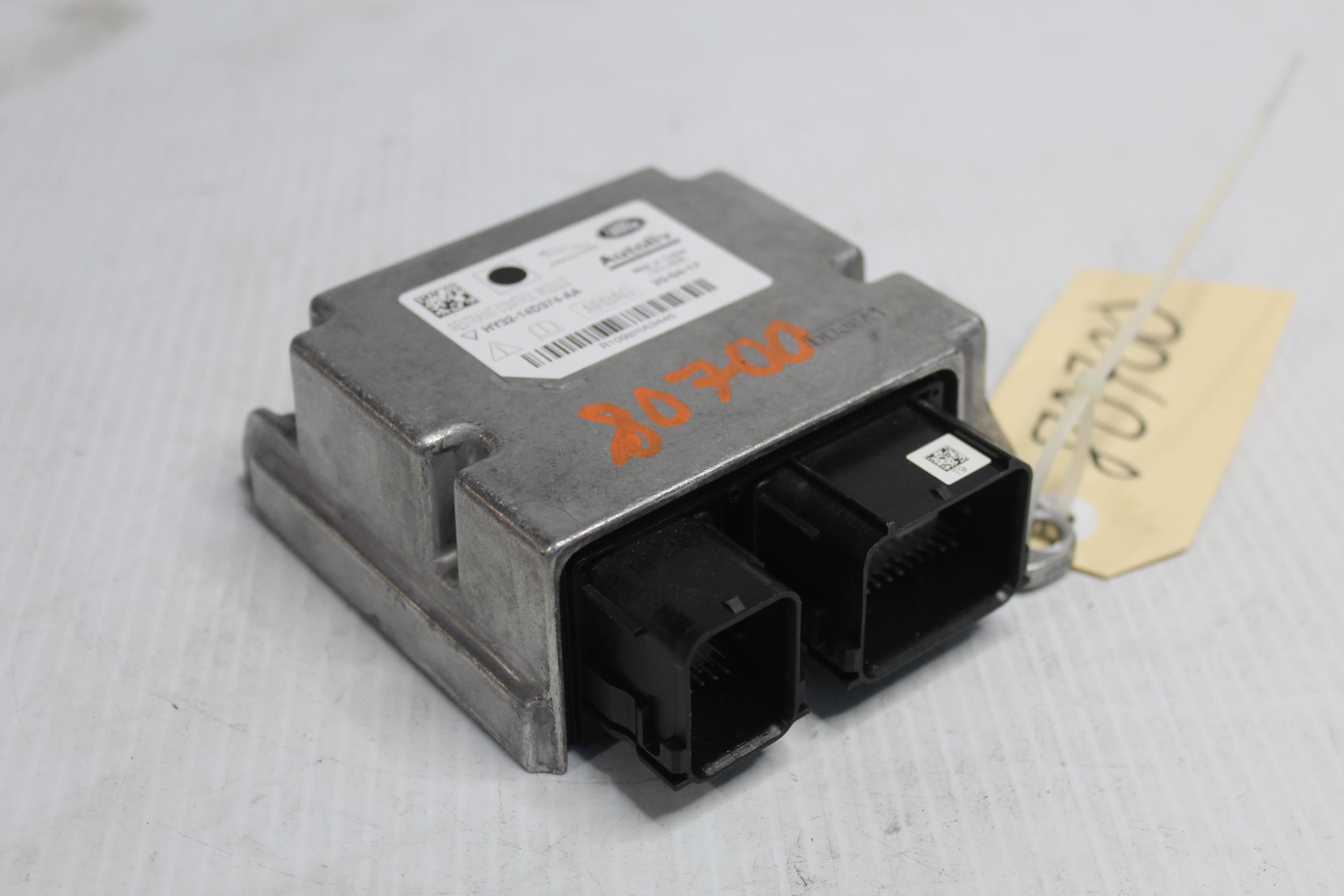Land Rover L462 Discovery 5 SRS Airbag Module Control Unit LR114031, LR081400 - Image 1