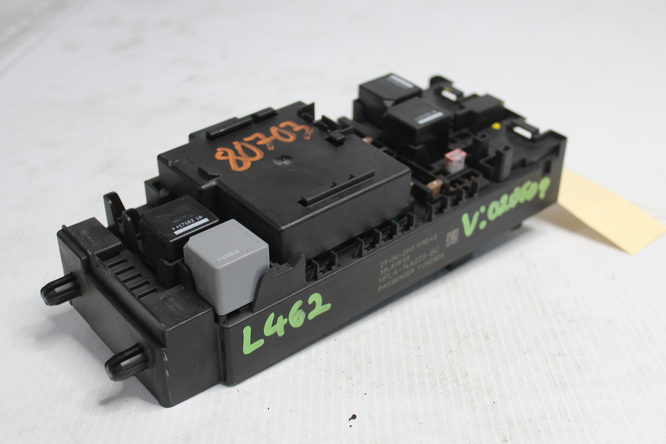 Land Rover L462 Discovery 5 Cabin Interior Fuse Box LR085480, HPLA14A073BC - Image 1