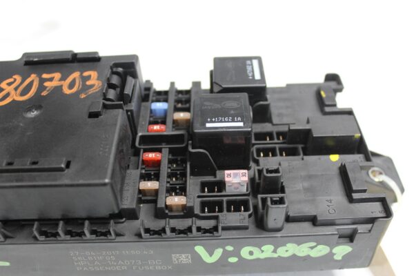 Land Rover L462 Discovery 5 Cabin Interior Fuse Box LR085480, HPLA14A073BC