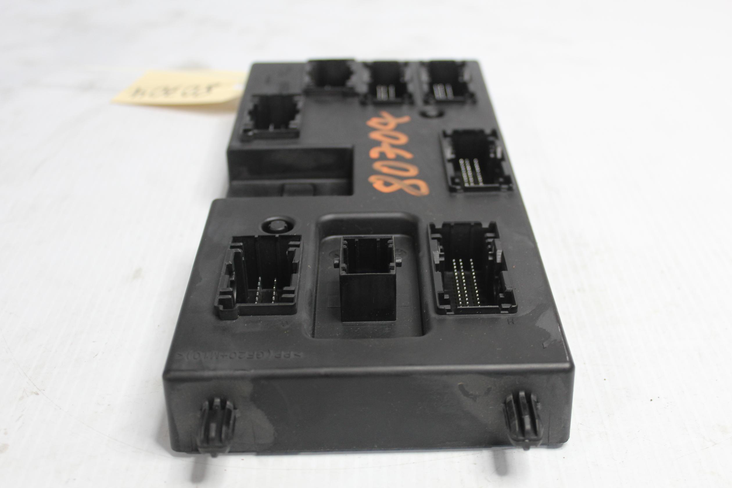 Land Rover L462 Discovery 5 BCM Body Control Module 475123464, HPLA14F041BG - Image 2