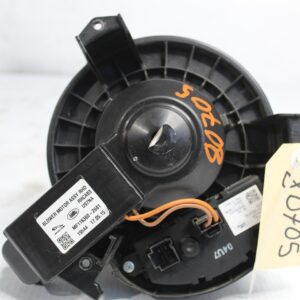Land Rover / Range Rover L494 L462 L560 Blower Motor Fan LR082161, GX7318456BA - Image 2