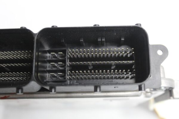 Land Rover L462 Discovery 5 2.0L Diesel ECU Engine Control Unit Module LR086476