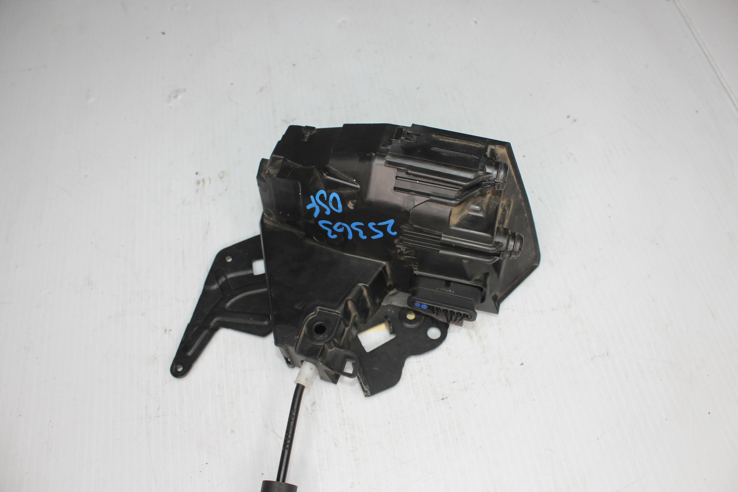 Range Rover L494 Sport RHF Front Right Door Lock Actuator LR053678, LR078726 - Image 5