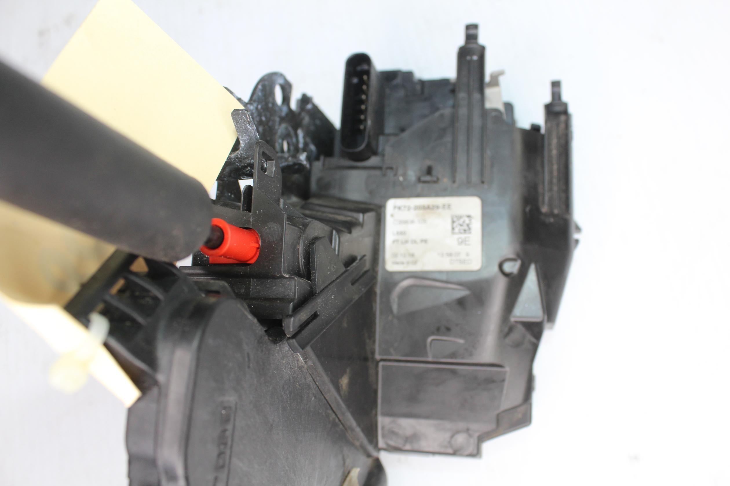 Land Rover L550 Discovery Sport LHF Left Front Door Lock Actuator FK72203A29EE - Image 8