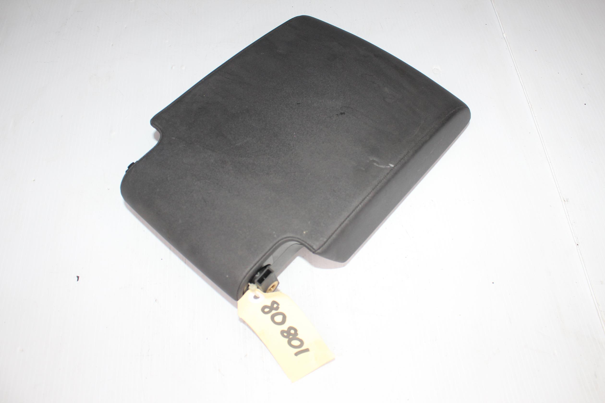 Land Rover L462 Discovery 5 Centre Console Lid Armrest BLACK LR082431 - Image 1
