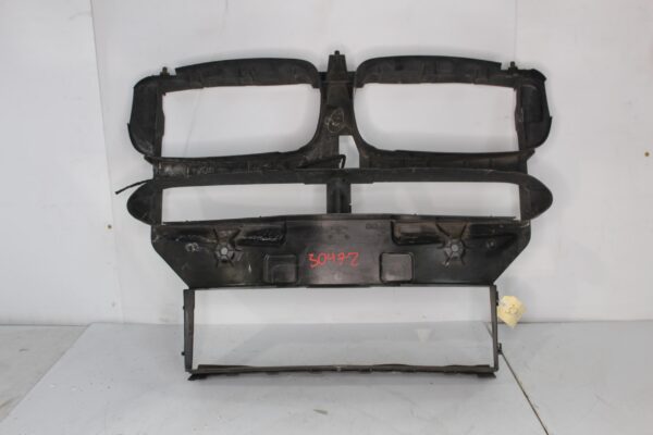 BMW F15 X5 M50i M Sport Front Air Cooling Duct Shroud 51648055208