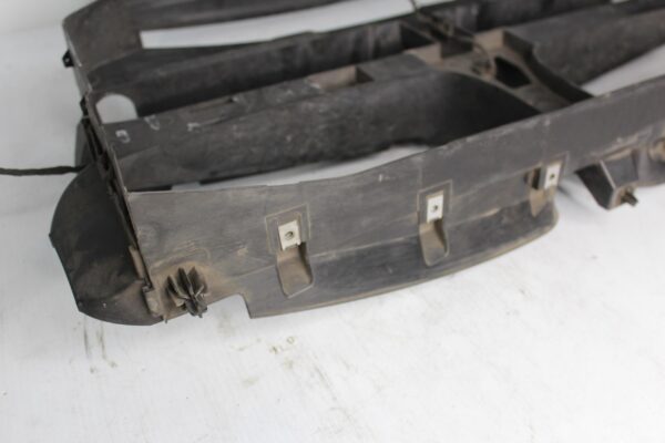 BMW F15 X5 M50i M Sport Front Air Cooling Duct Shroud 51648055208