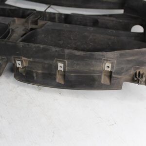 BMW F15 X5 M50i M Sport Front Air Cooling Duct Shroud 51648055208 - Image 12
