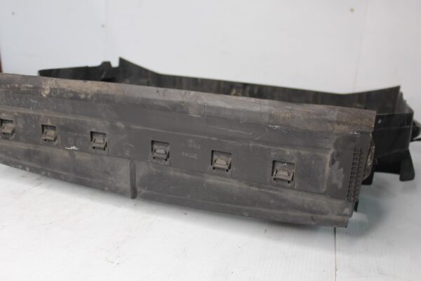 BMW F15 X5 M50i M Sport Front Air Cooling Duct Shroud 51648055208