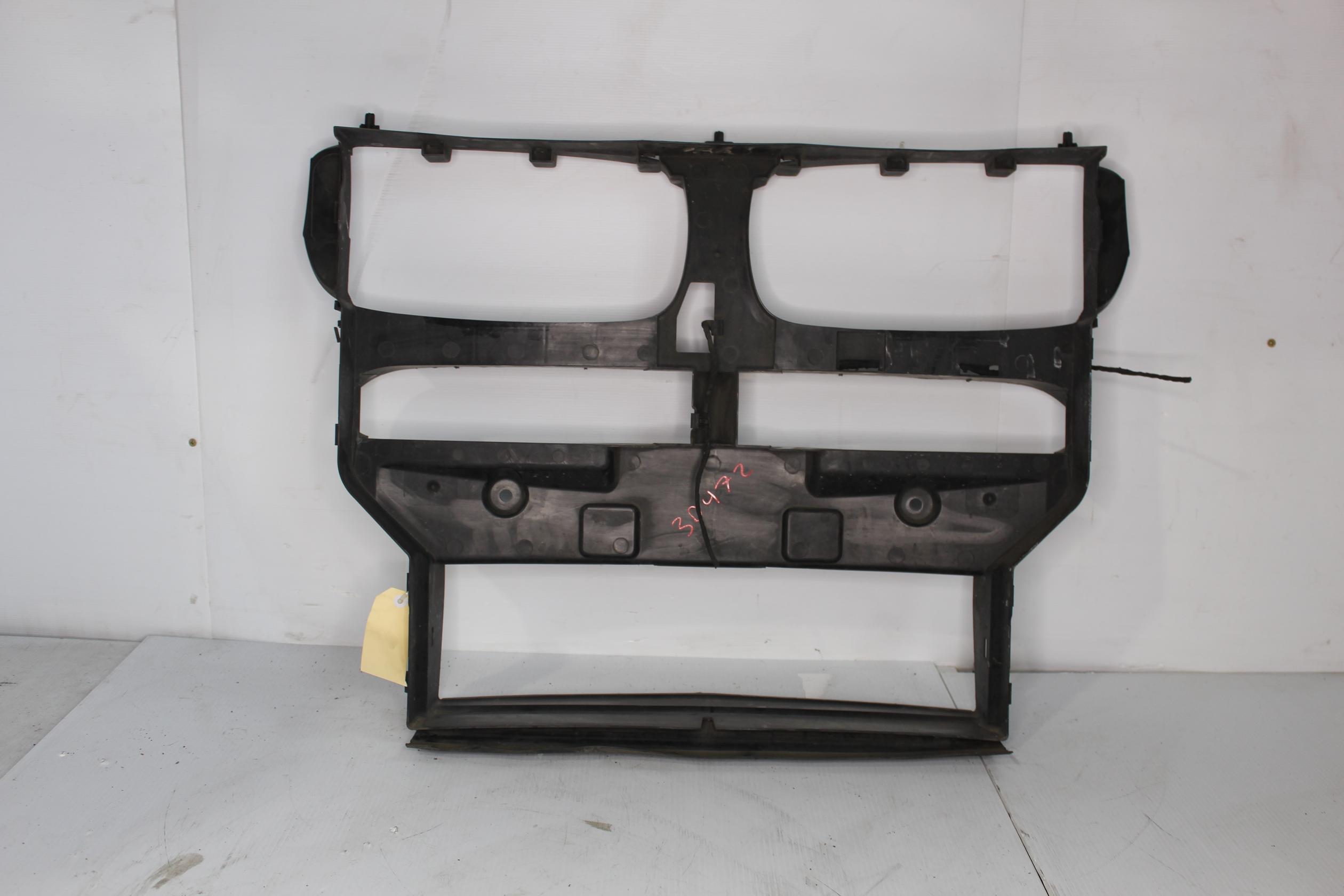 BMW F15 X5 M50i M Sport Front Air Cooling Duct Shroud 51648055208 - Image 6