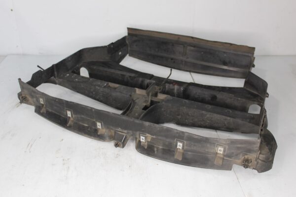 BMW F15 X5 M50i M Sport Front Air Cooling Duct Shroud 51648055208