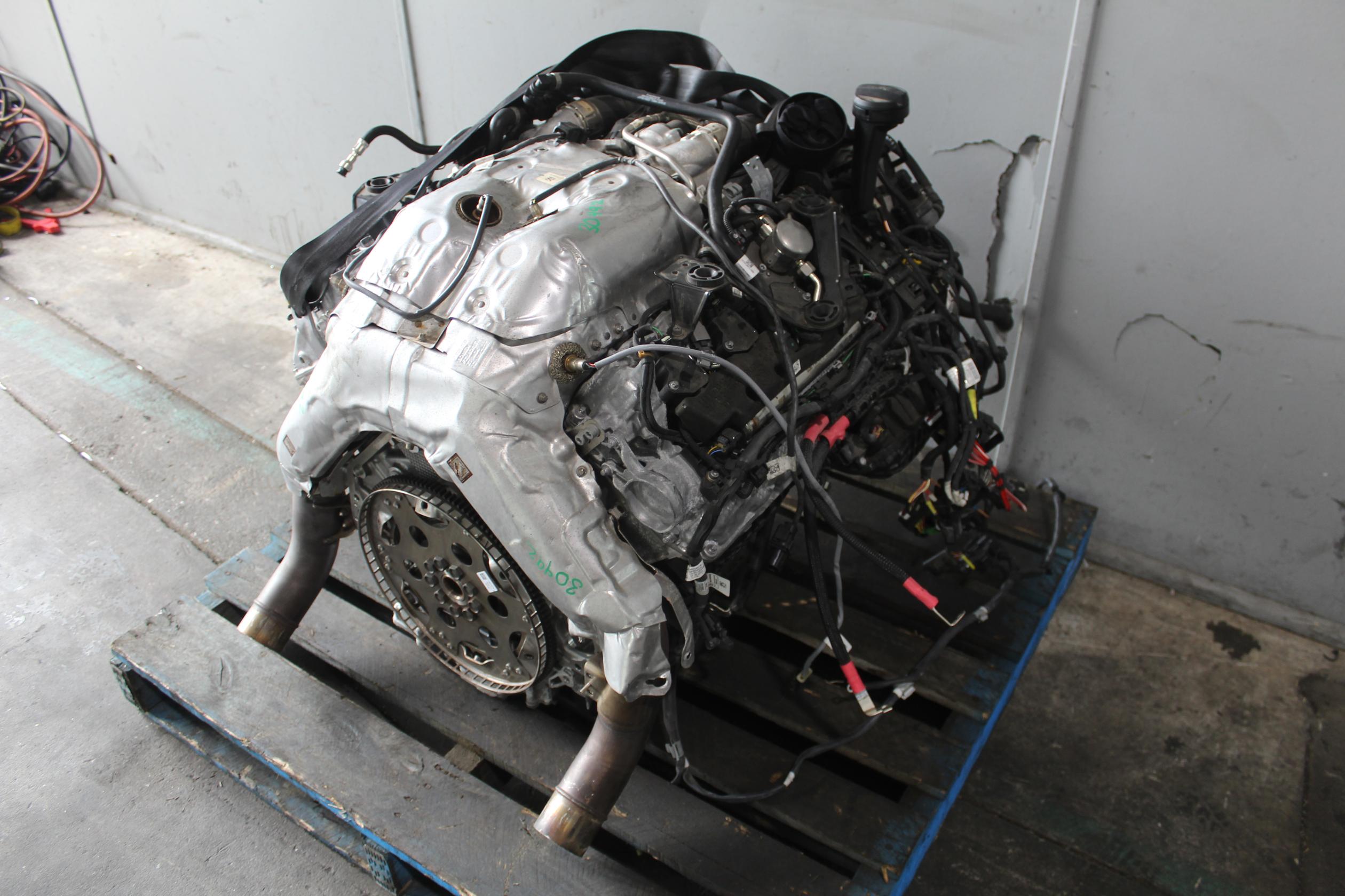 BMW G05 G06 X5 X6 M50i N63 4.4L V8 TT Engine Complete - Image 14