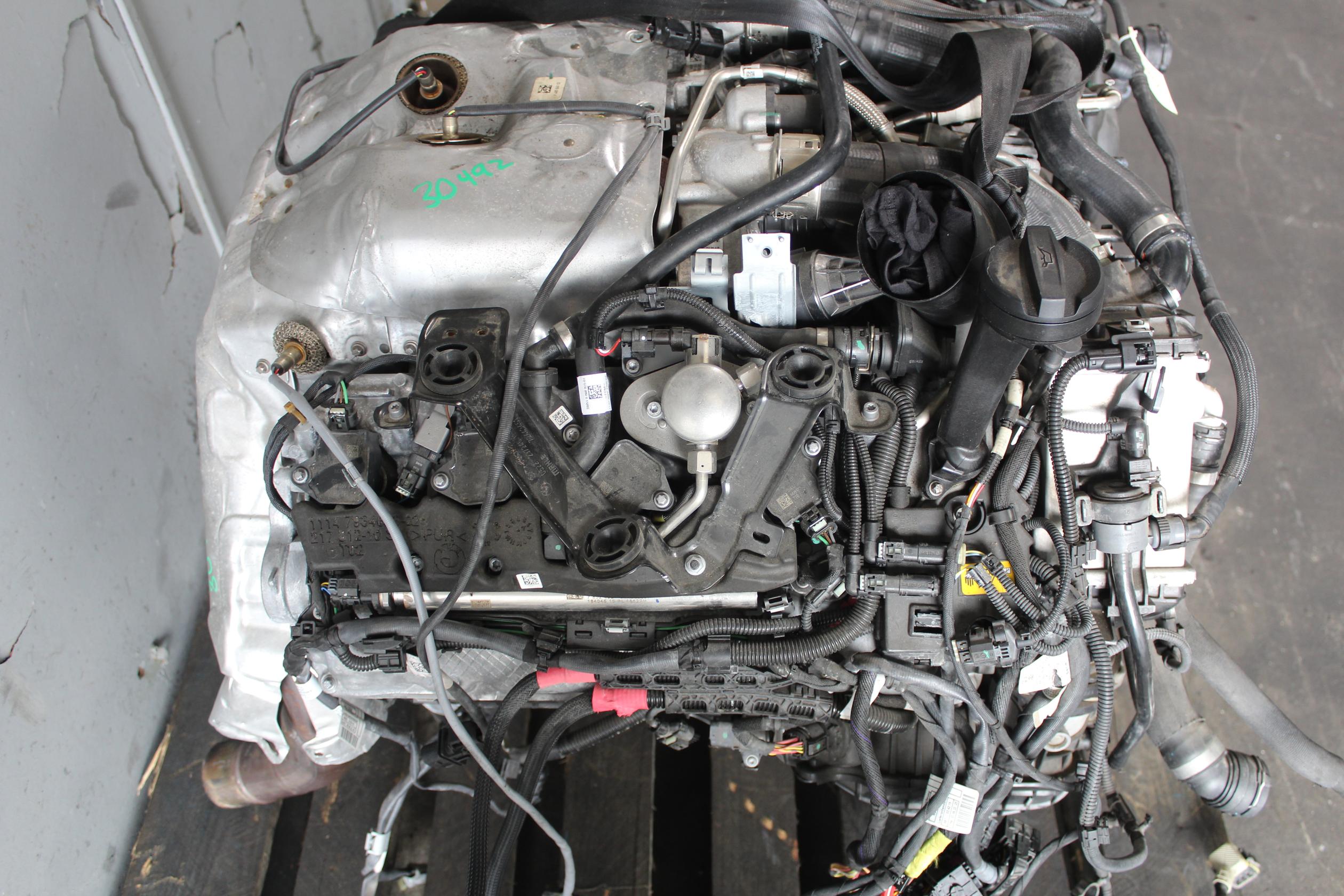 BMW G05 G06 X5 X6 M50i N63 4.4L V8 TT Engine Complete - Image 6
