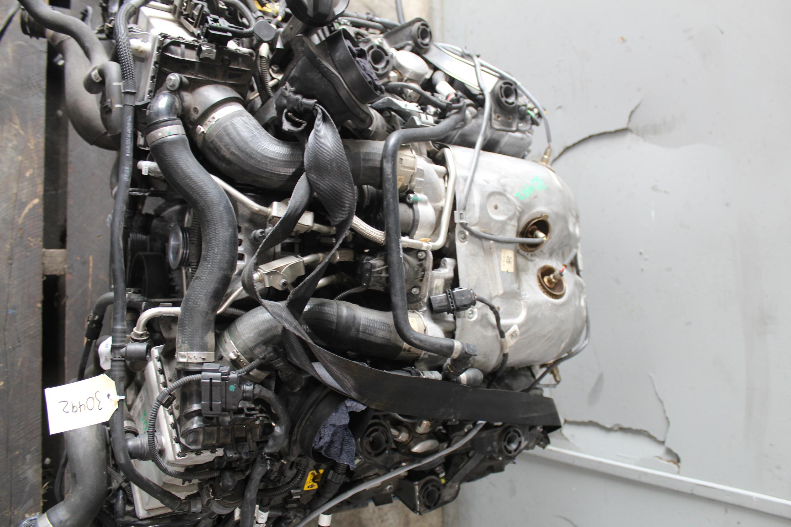 BMW G05 G06 X5 X6 M50i N63 4.4L V8 TT Engine Complete - Image 9