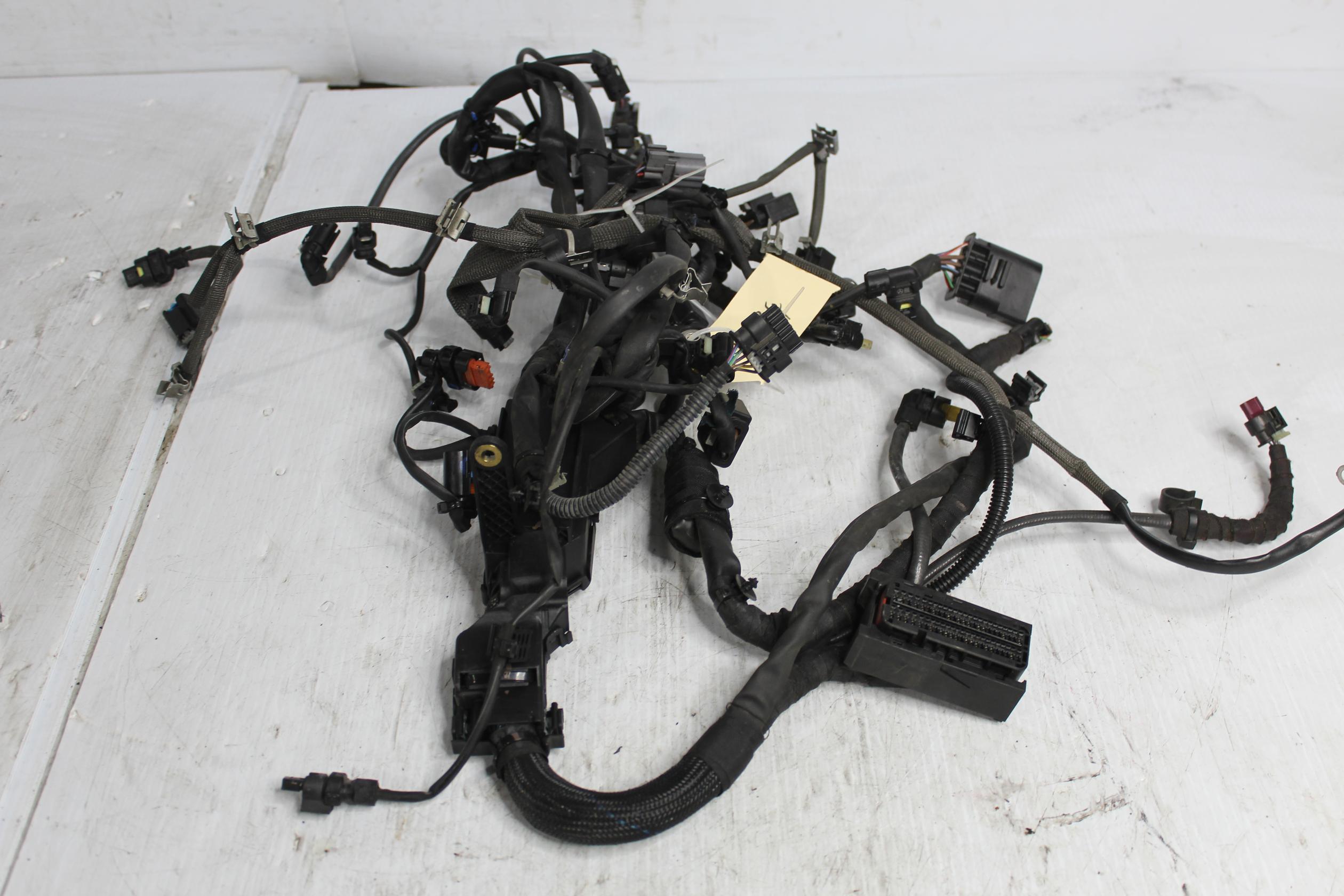 Mercedes Benz A45 CLA45 M133 Engine Wiring Harness A1331501120, A1331500100 - Image 2