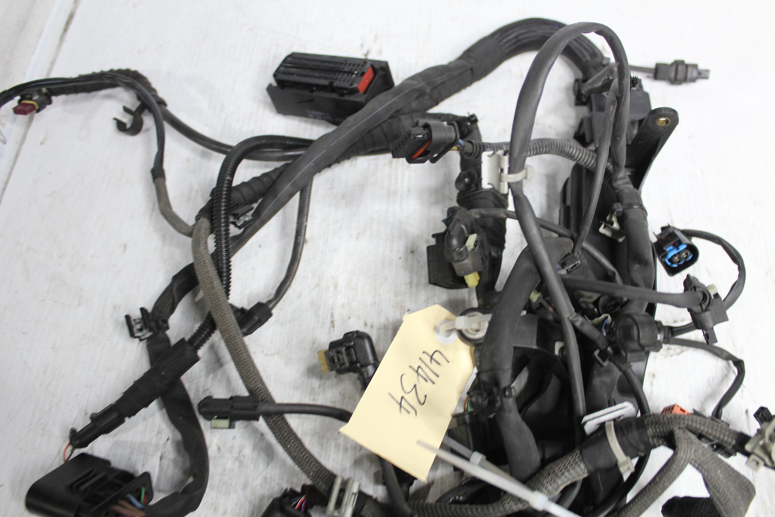 Mercedes Benz A45 CLA45 M133 Engine Wiring Harness A1331501120, A1331500100 - Image 8