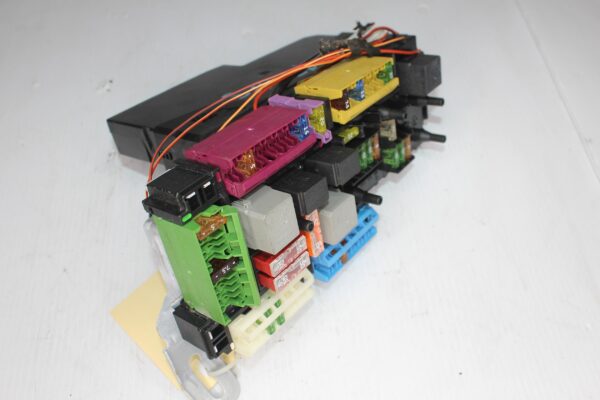 Mercedes Benz W204 C63 AMG Rear SAM Fuse Box Module A2049004803, A2049065402