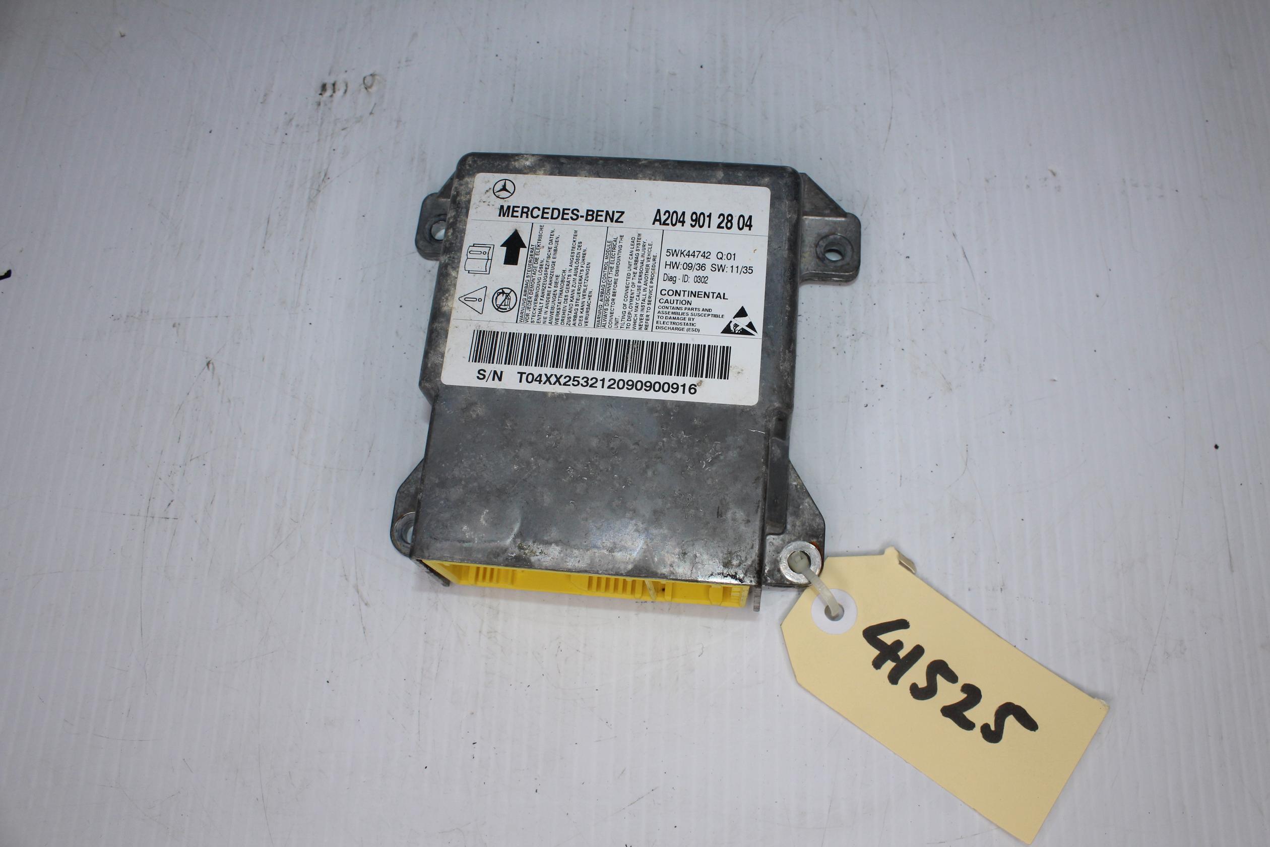 Mercedes Benz W204 C63 AMG SRS Airbag Module A2049012804 - Image 1