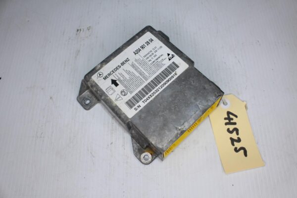 Mercedes Benz W204 C63 AMG SRS Airbag Module A2049012804