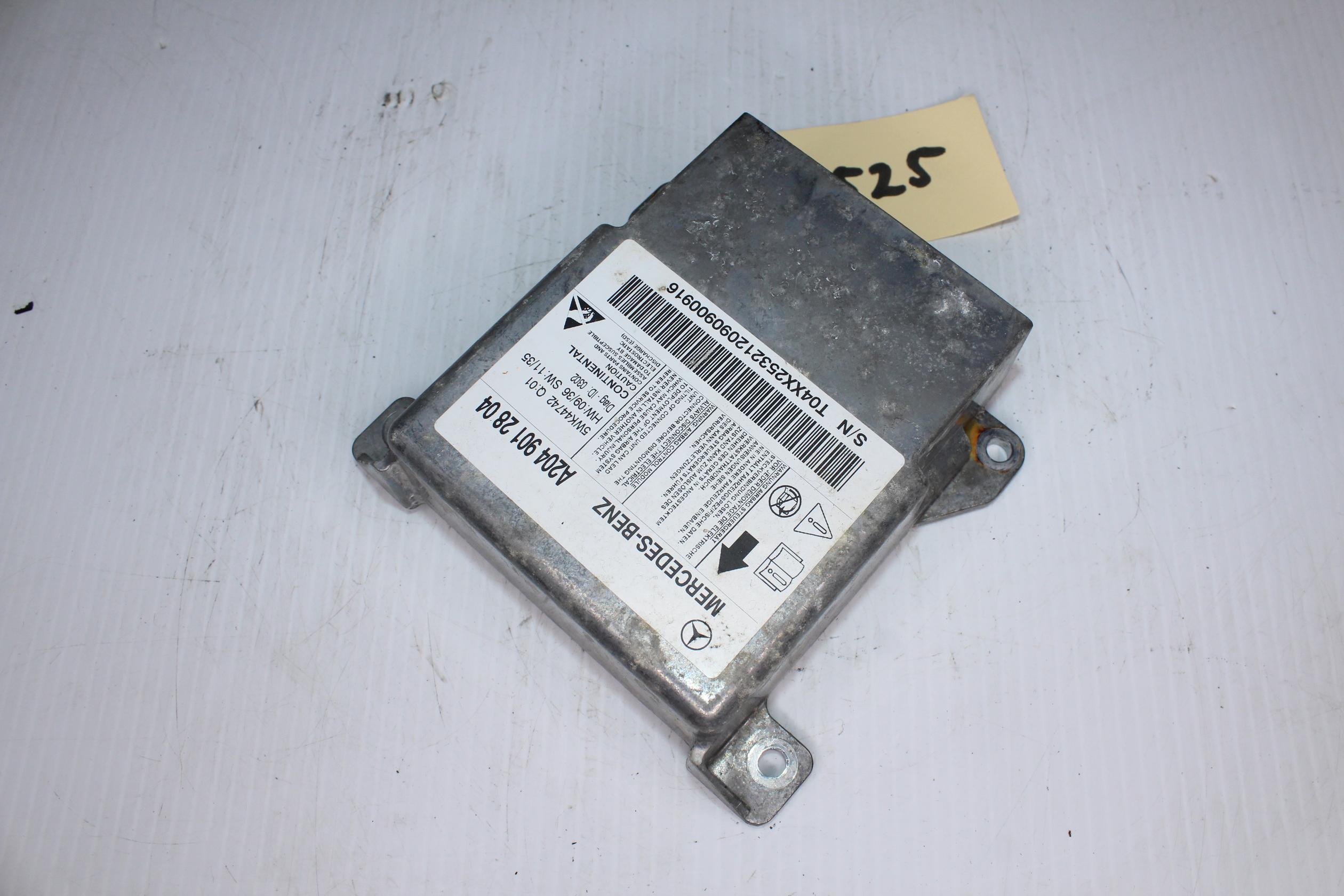 Mercedes Benz W204 C63 AMG SRS Airbag Module A2049012804 - Image 3
