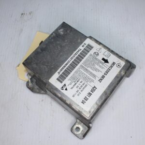 Mercedes Benz W204 C63 AMG SRS Airbag Module A2049012804 - Image 4