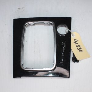 Mercedes Benz W204 C63 AMG Gear Shift Surround Trim A2042670100, A2042670000