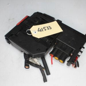 Mercedes Benz W204 C63 AMG Front PRE Fuse Box A2075400250, A2075402250