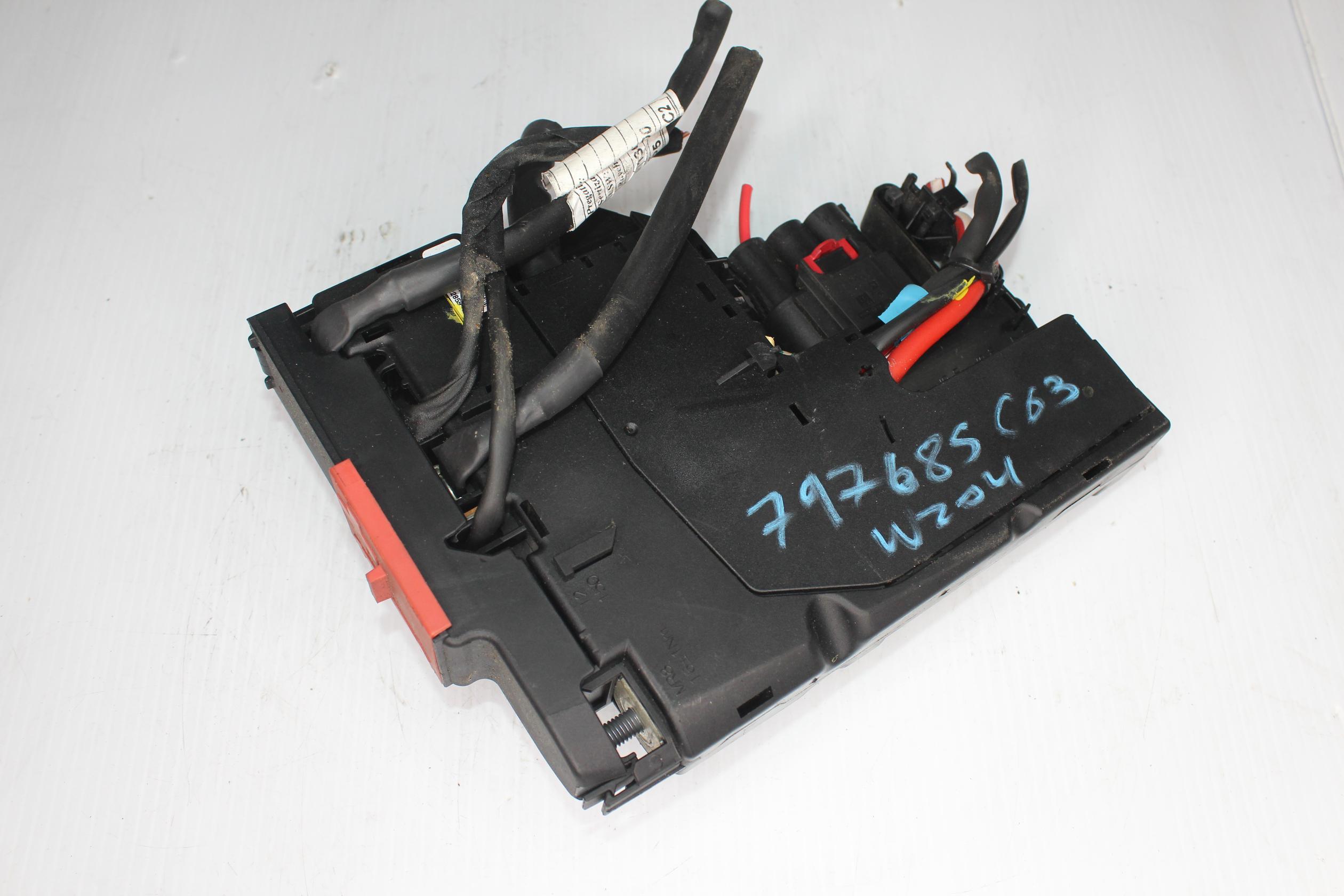 Mercedes Benz W204 C63 AMG Front PRE Fuse Box A2075400250, A2075402250 - Image 6