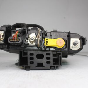 Mercedes Benz W204 C63 AMG Front PRE Fuse Box A2075400250, A2075402250 - Image 7