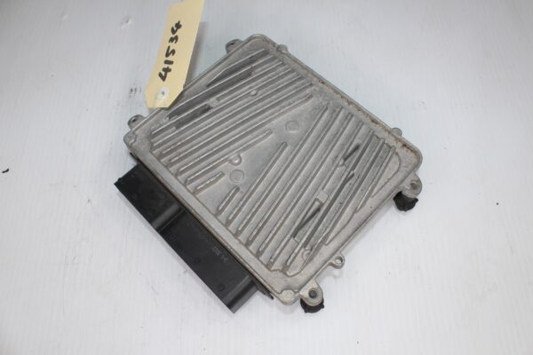 Mercedes Benz W204 C63 AMG ECU ECM Engine Control Unit A1569003000, A1569005300