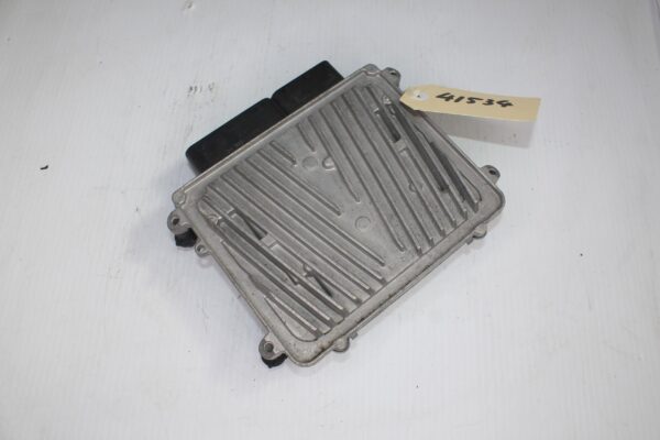 Mercedes Benz W204 C63 AMG ECU ECM Engine Control Unit A1569003000, A1569005300