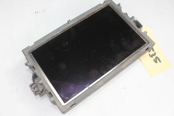 Mercedes Benz W204 C63 AMG Headlight Radio Display Screen A1729008500, A2049007408