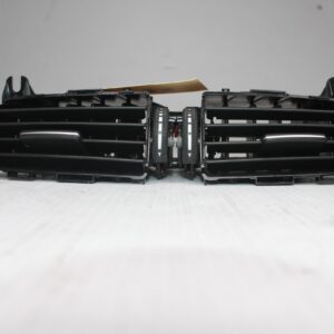 Mercedes Benz W204 C63 AMG Centre Dash Air Vent A2048308454, A2048308154 - Image 3