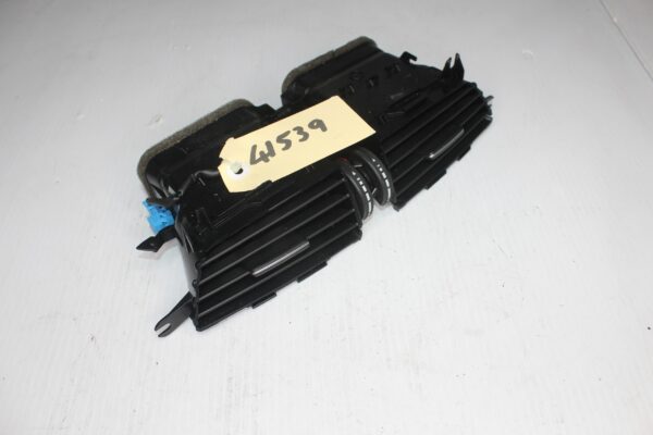 Mercedes Benz W204 C63 AMG Centre Dash Air Vent A2048308454, A2048308154