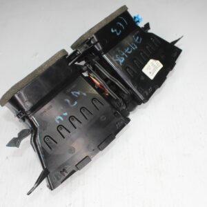 Mercedes Benz W204 C63 AMG Centre Dash Air Vent A2048308454, A2048308154 - Image 7