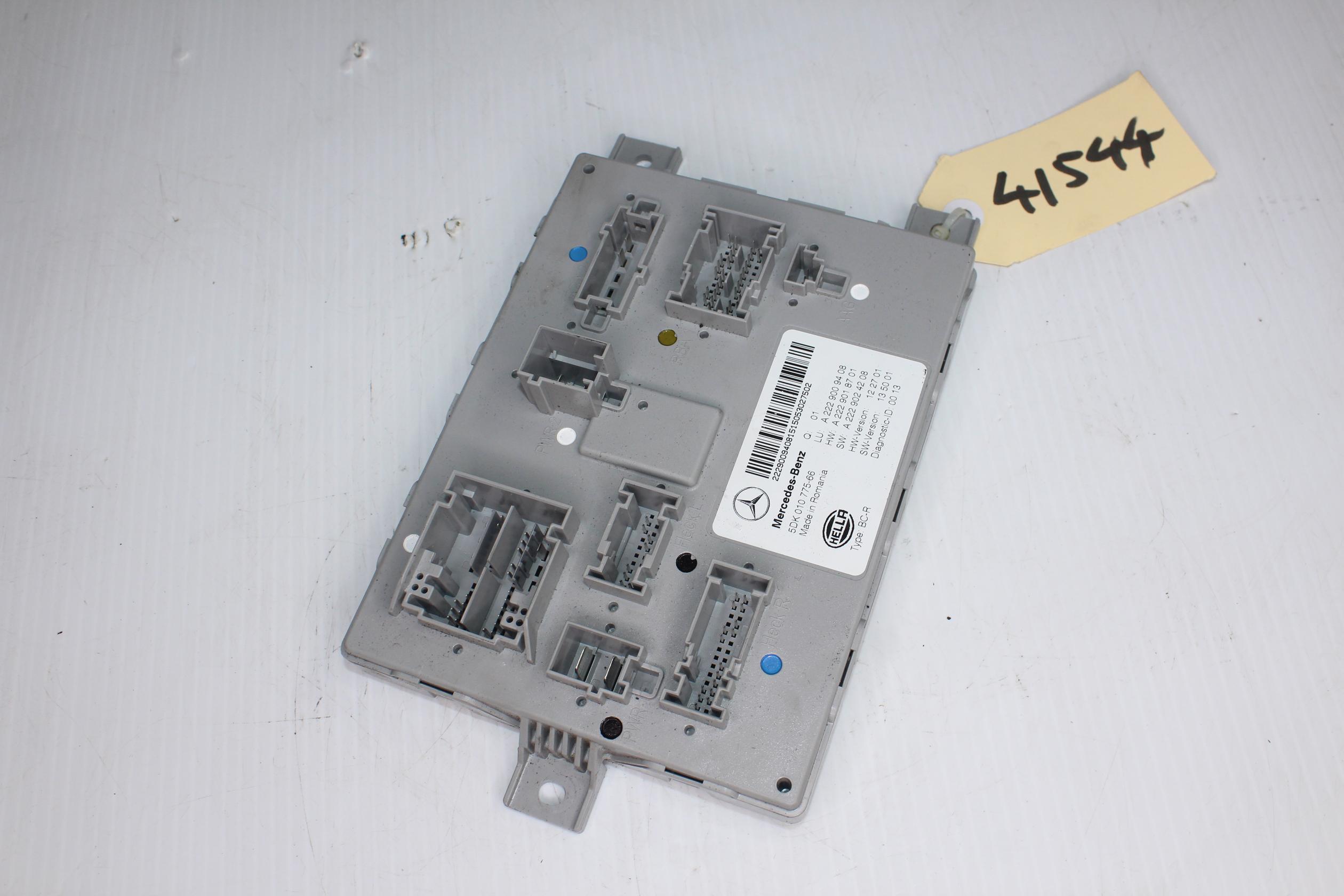Mercedes Benz W222 S400 Rear SAM Module BCM A2229009408, A2229005614 - Image 3