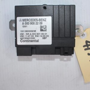 Mercedes Benz W222 S Class Fuel Pump Control Module A0009002209, A0009002414 - Image 2