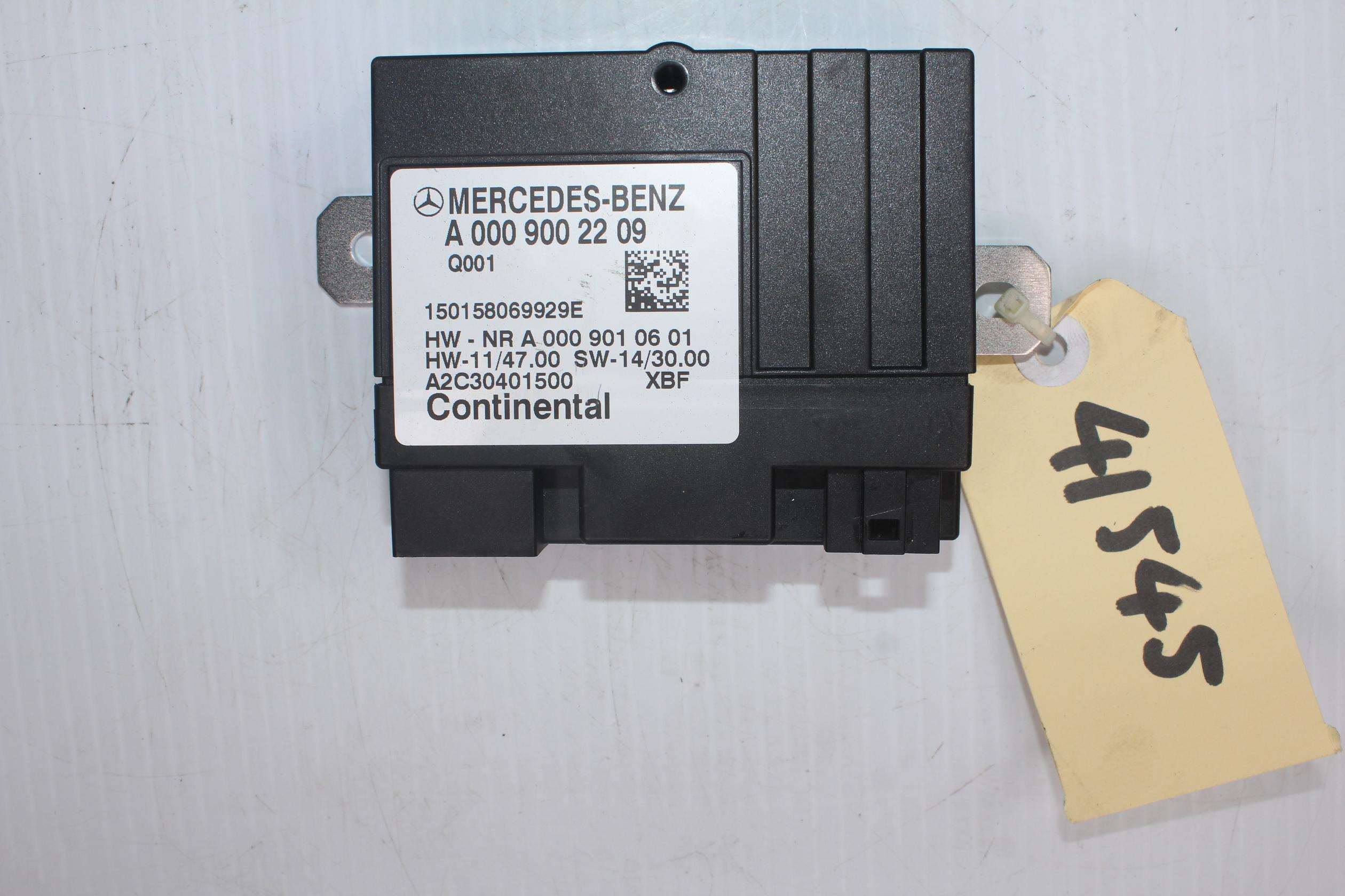 Mercedes Benz W222 S Class Fuel Pump Control Module A0009002209, A0009002414 - Image 2