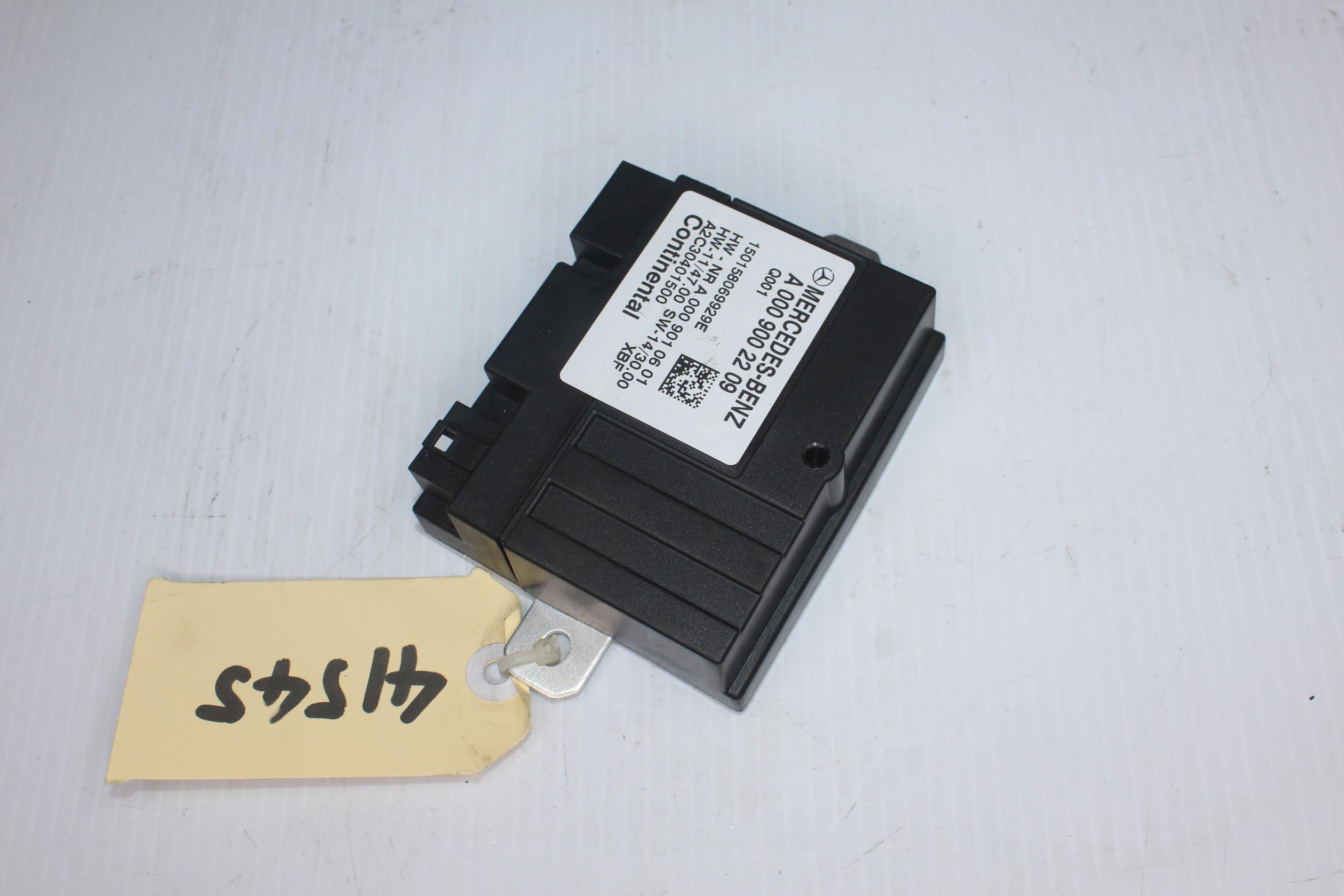 Mercedes Benz W222 S Class Fuel Pump Control Module A0009002209, A0009002414 - Image 4