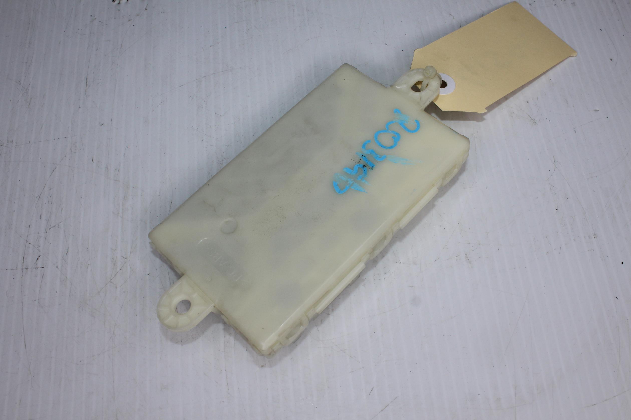 Mercedes Benz W222 S Class Keyless Go Module Control Unit A2229005412, A2229004213 - Image 7