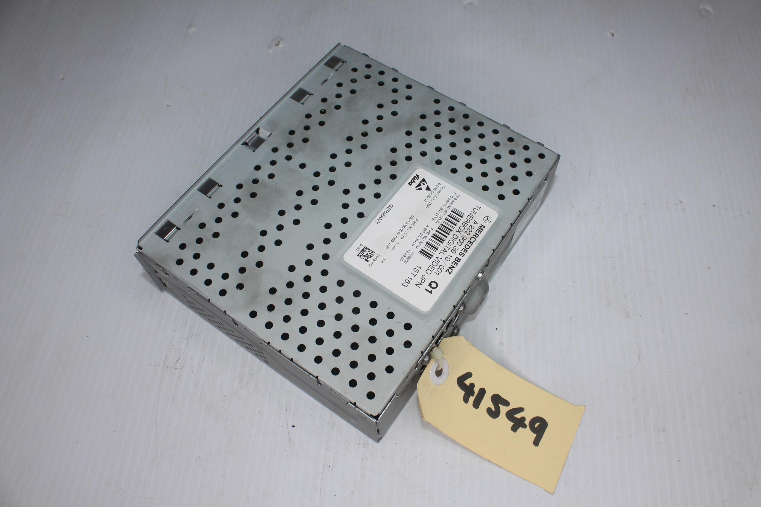 Mercedes Benz W222 S Class Tuner DAB Module Box A2229003910, A2229004513 - Image 1