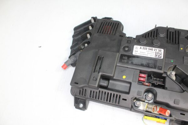 Mercedes Benz W222 S Class Rear Fuse Relay Box A2225402750